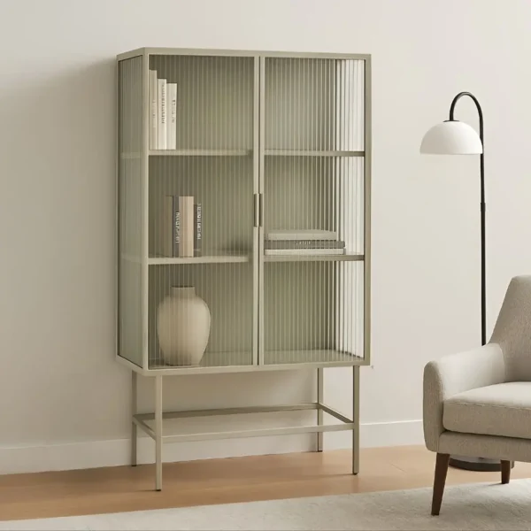 ויטרינה בז גדולה ויטרינה ברזל סיטי בז' – תמונה 1