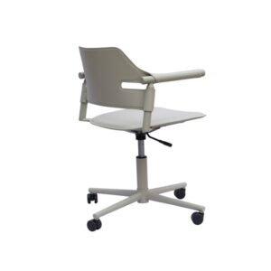 כסא משרד אמנדה.jpg