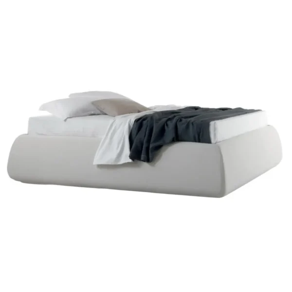 ⁦מיטה פאטי ווייט⁩ – תמונה ⁦1⁩